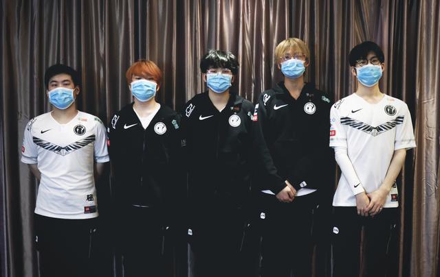 TheShy重要时刻出色发挥，湖人带队取胜！的简单介绍-爱游戏体育app下载