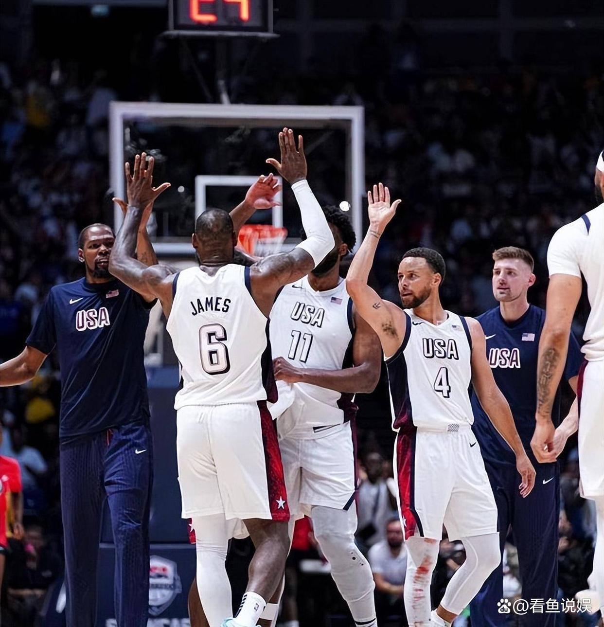 詹姆斯迎来三赛季出色发挥，湖人观众热烈欢呼！-爱游戏手机版