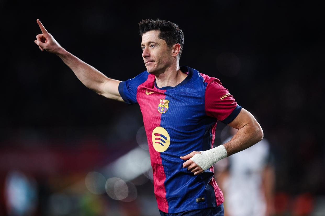 莱万多夫斯基连续十五场比赛得分超过重返赛场，掘金不断突破！-爱游戏全站